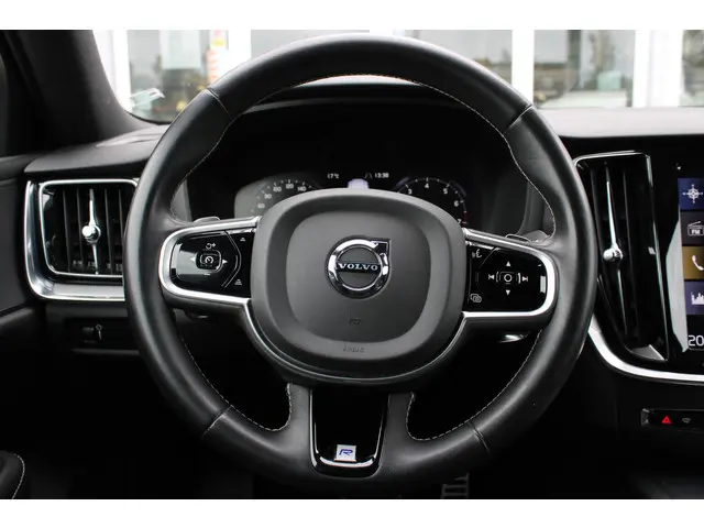 Volvo S60 T4 Automaat R-Design 2019 Benzine 42