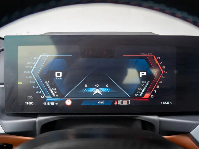 BMW M4 Cabrio xDrive Competition 2024 Benzine 50