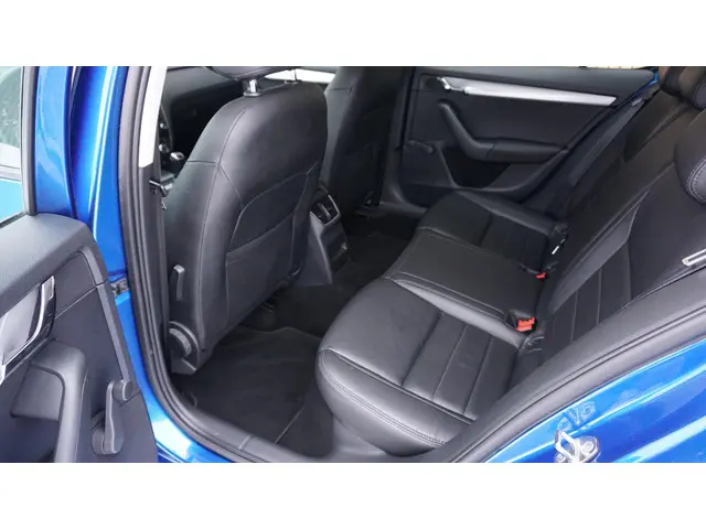 Škoda Octavia 1.2 TSI 105pk Ambition 2014 Benzine 19