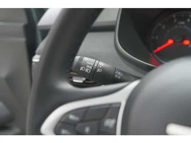 Dacia Jogger TCe 110 Extreme 2025 Benzine 36