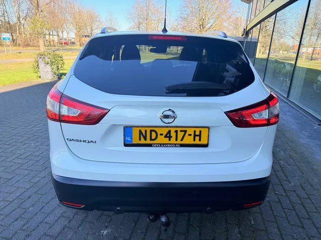Nissan QASHQAI 1.2 N-Connecta Automaat 2017 Benzine 14