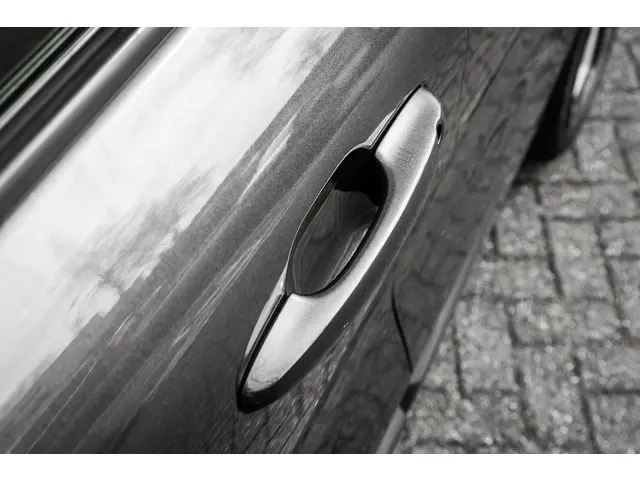 Ford Kuga 2.5 PHEV ST-Line 2022 Hybride Benzine 20