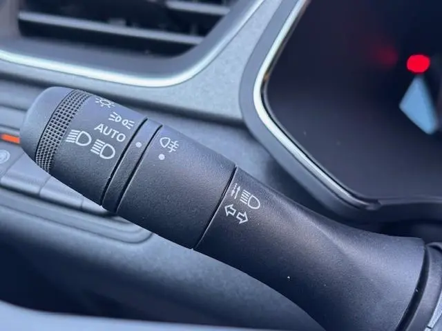 Renault Captur TCe 90 techno 2025 Benzine 19