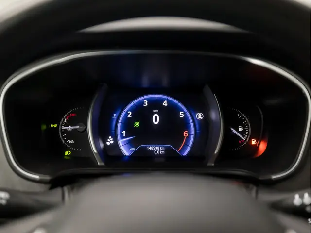 Renault Mégane Estate 1.3 TCe Limited Sport 2019 Benzine 19