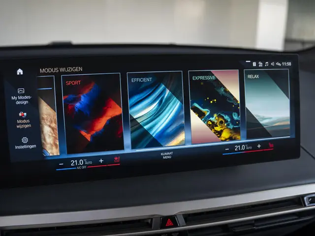 BMW iX M60 2023 Elektrisch 16