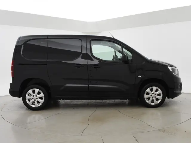Opel Combo 1.5D 130 PK AUT. INNOVATION 2020 Diesel 6
