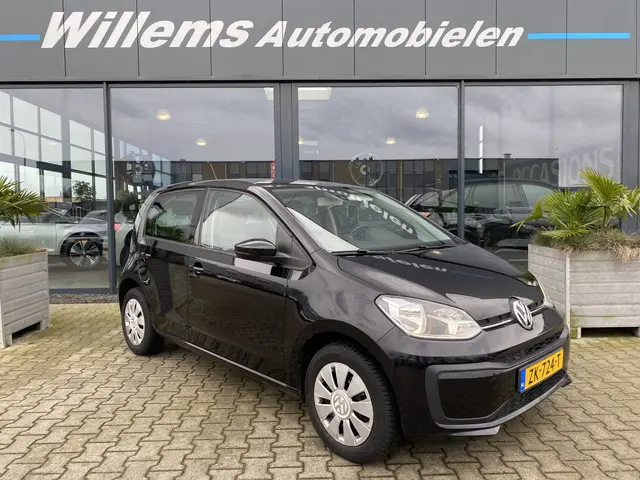 Volkswagen up! 1.0 BMT move up! 2019 Benzine 3