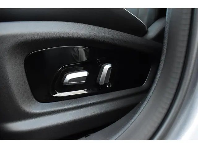 Omoda 5 SHS SHS-H Premium 2025 Hybride Benzine 7