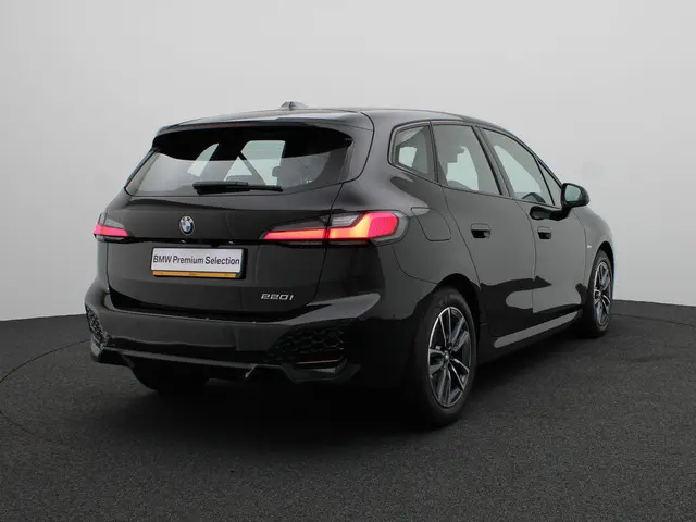 BMW 2 Serie Active Tourer 220i 2025 Benzine 2