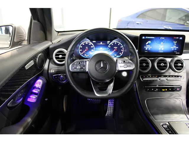 Mercedes-Benz GLC Coupé 300 4MATIC Premium 2019 Benzine 8