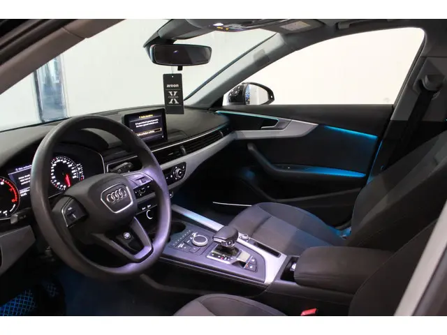 Audi A4 AVANT 1.4 TFSI Design Pro Line Plus 2017 Benzine 3