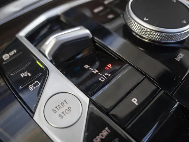 BMW X5 xDrive50e 2024 Hybride Benzine 48