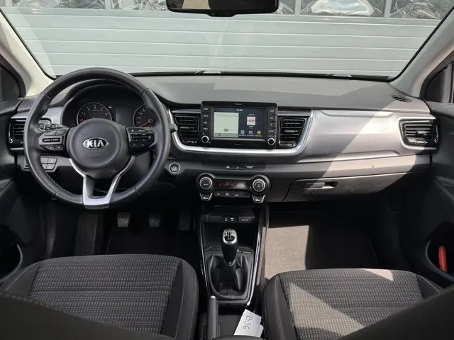 Kia Stonic 1.0 T-GDI DYNAMICPLUSLINE 2020 Benzine 7