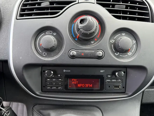 Renault Kangoo 1.5 dCi 90 Energy Comfort 2018 Diesel 38