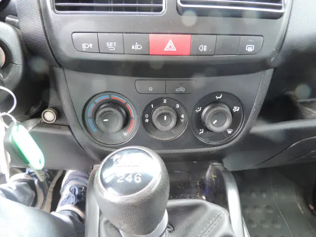 Opel Combo 1.6 CDTi L1H1 Edition 2018 Diesel 10