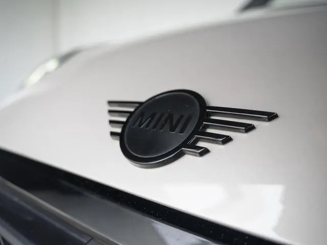 MINI Cooper Cabrio Aut. 2023 Benzine 38