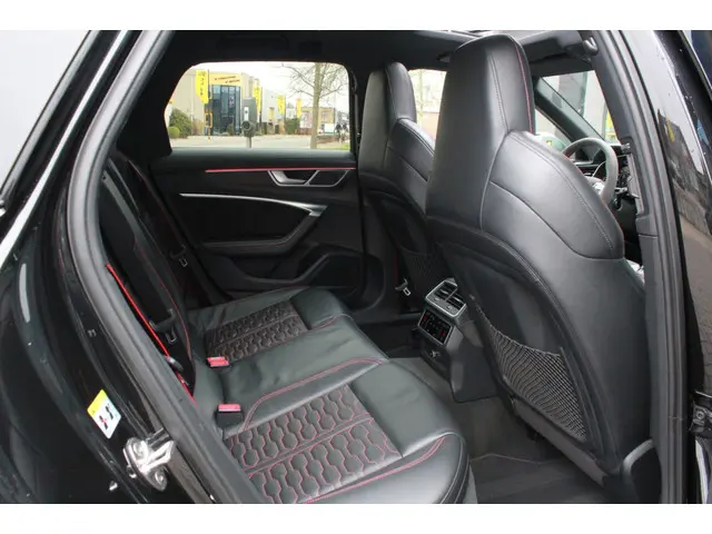 Audi RS6 A6 Avant TFSI quattro 2020 Hybride Benzine 8