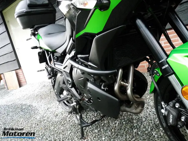 Kawasaki Versys 650 ABS 2022 Benzine 25