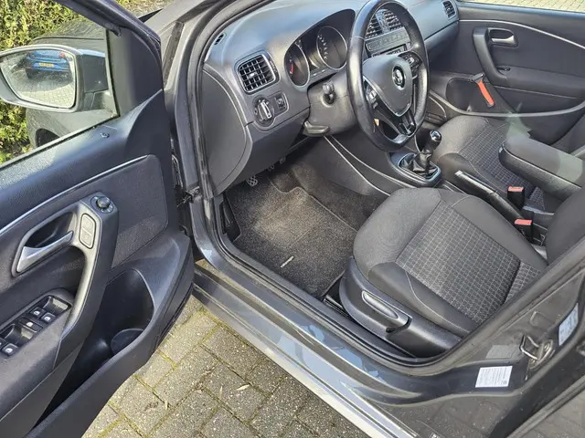 Volkswagen Polo 1.4 TDI Comfortline 2014 Diesel 15