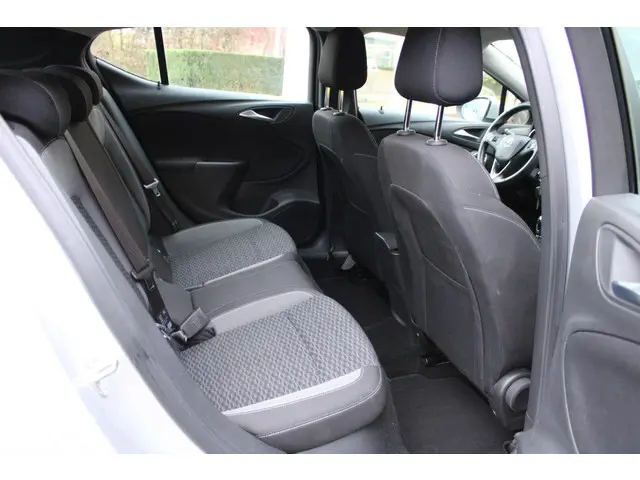 Opel Astra 1.2 Business Edition 2020 Benzine 14