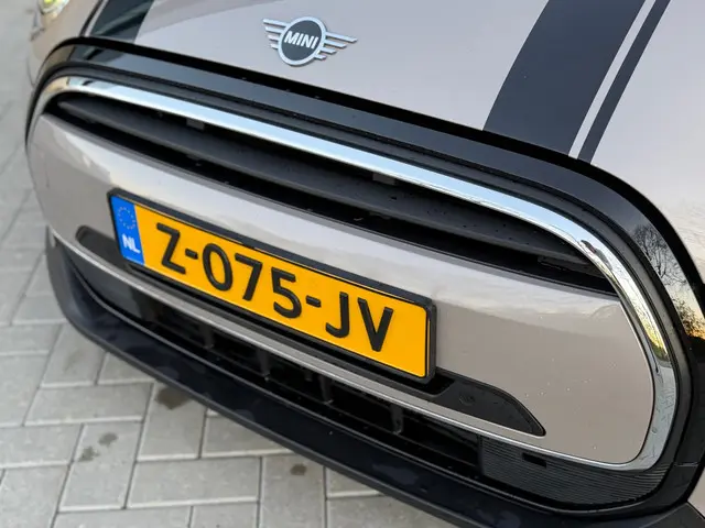 MINI Cooper Mini 1.5 | Facelift | automaat | led 2021 Benzine 4