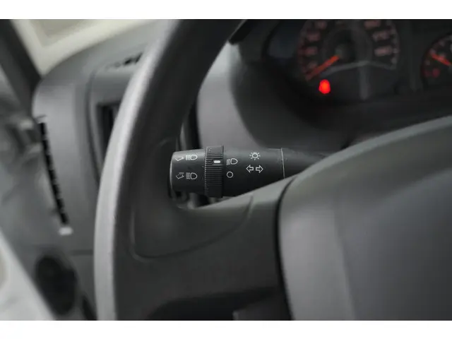 Citroën Jumper 2.2 BlueHDi 120 L2H2 3.0t 2023 Diesel 45