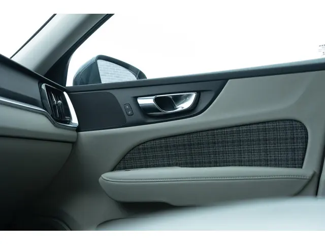 Volvo V60 T4 Momentum Pro 2019 Benzine 8