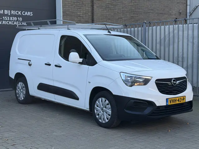 Opel Combo 1.5D 131PK Euro 6 L2H1 Edition 2020 Diesel 22