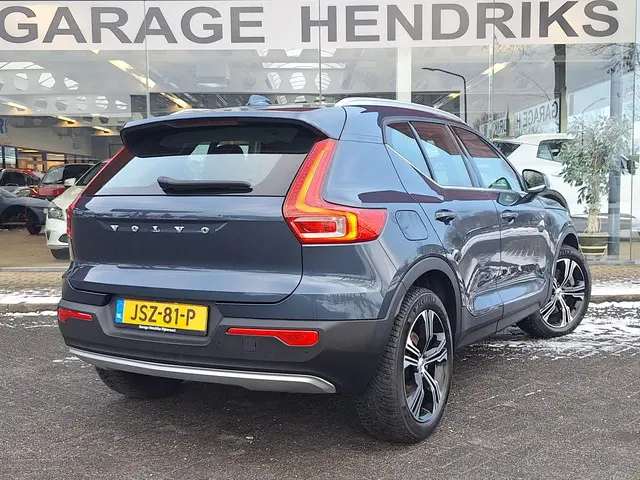 Volvo XC40 1.5 T5 Recharge R-Design 2022 Hybride Benzine 4