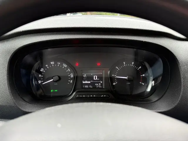 Toyota ProAce Worker 1.5 D-4D Comfort 2020 Diesel 6