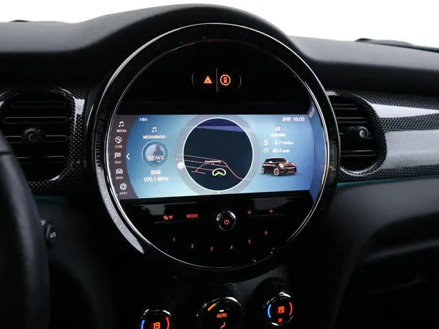 MINI Cooper Mini 1.5 Classic 2023 Benzine 30