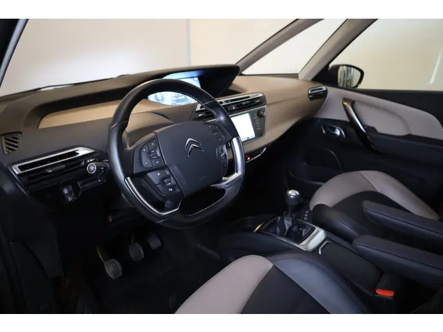 Citroën C4 Picasso PT 130 Exclusive 2016 Benzine 30