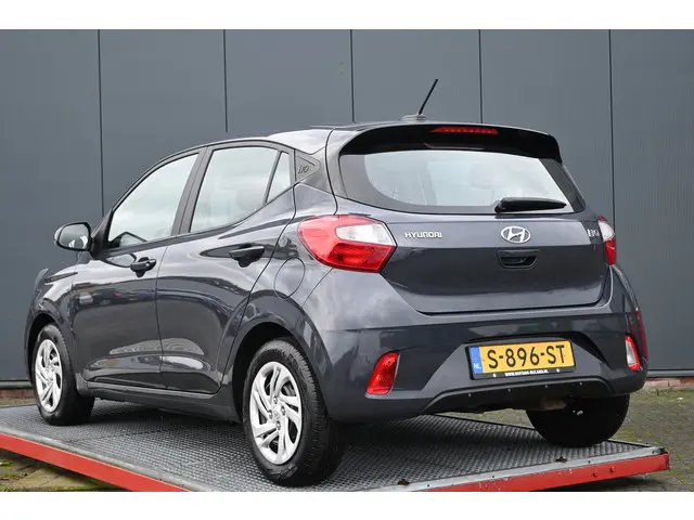 Hyundai i10 1.0 Comfort 2023 Benzine 6