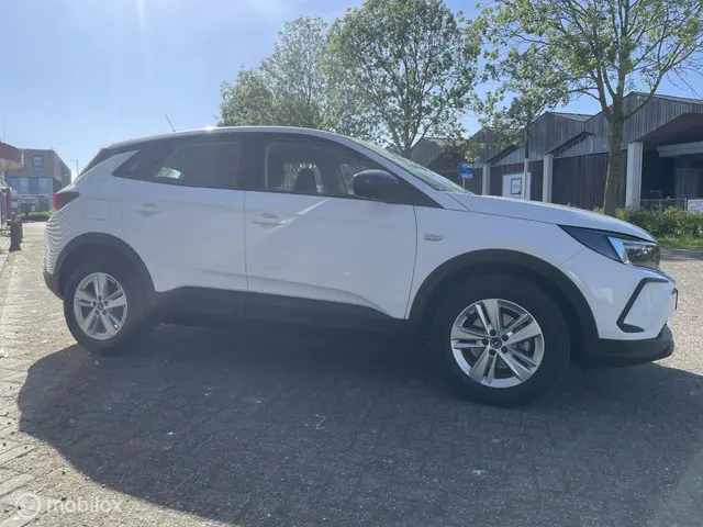 Opel Grandland 1.2 Turbo Edition 2022 Benzine 6