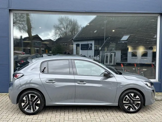 Peugeot 208 1.2 Turbo 100 PK Allure 2025 Benzine 7