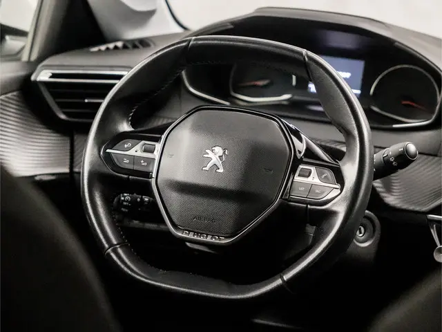 Peugeot 208 1.2 PureTech Sport 2020 Benzine 18