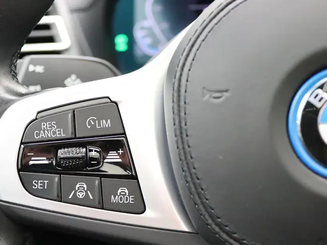 BMW iX3 High Executive 80 kWh 2022 Elektrisch 11