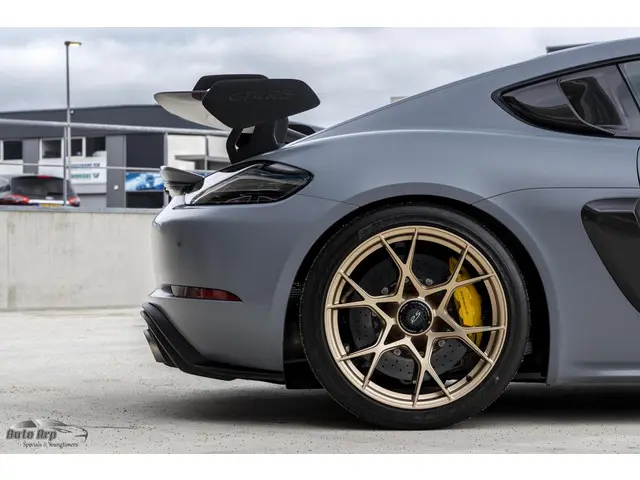 Porsche 718 GT4 RS 2022 Benzine 5