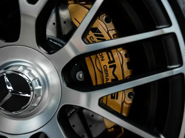 Mercedes-Benz C-Klasse Cabrio AMG 63 S 2022 Benzine 53