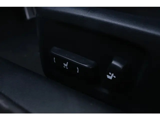 Lexus RC 300h F SPORT Line 2018 Hybride Benzine 17