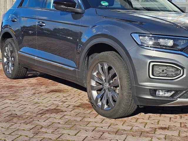 Volkswagen T-Roc 1.5 TSI Sport Business R 2019 Benzine 45