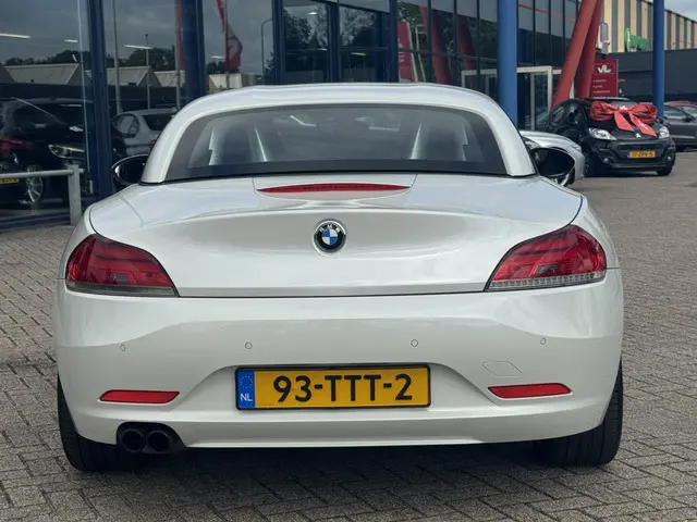 BMW Z4 Roadster sDrive20i Executive 2012 Benzine 15