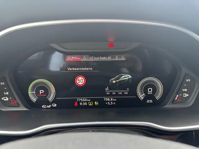 Audi Q3 45 TFSI e S edition 2022 Hybride Benzine 16