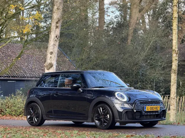 MINI Cooper Mini 1.5 John Cooper Works 2021 Benzine 32
