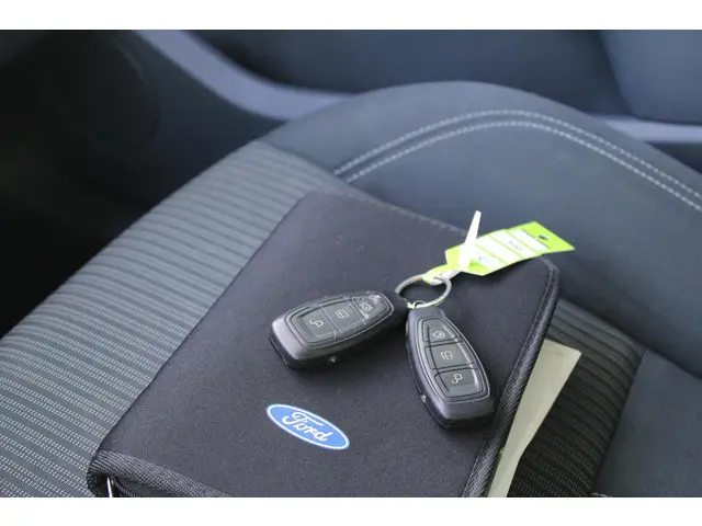 Ford C-MAX 1.6 EcoBoost 150 PK Titanium 2013 Benzine 20