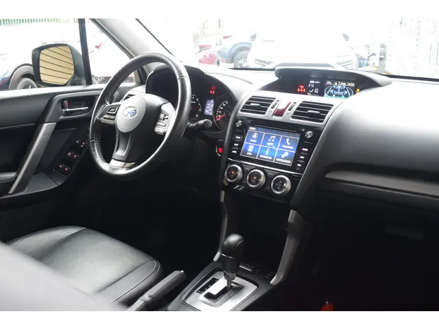 Subaru Forester 2.0 Premium - Trekhaak - 2015 Benzine 15
