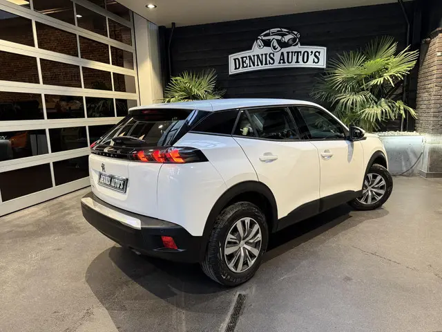 Peugeot 2008 1.2 PureTech Active 2020 Benzine 3