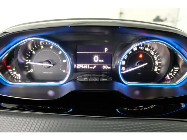 Peugeot 2008 1.6 VTi Allure 2014 Benzine 10