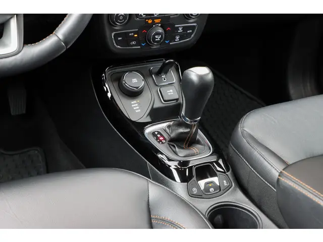 Jeep Compass 1.4 MultiAir Limited 4x4 2018 Benzine 34