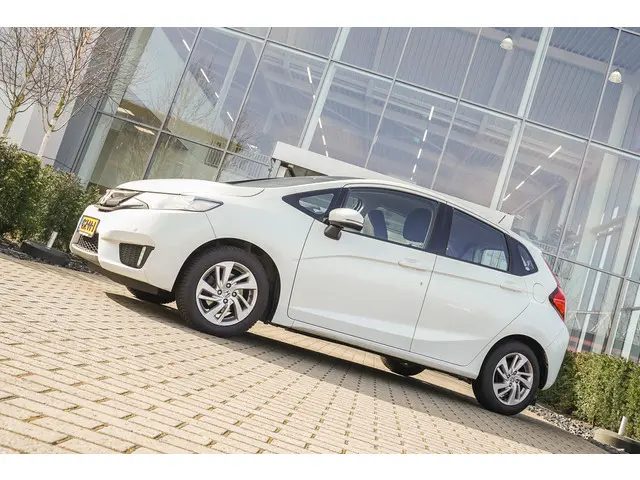 Honda Jazz 1.3i VTEC COMFORT 2017 Benzine 14